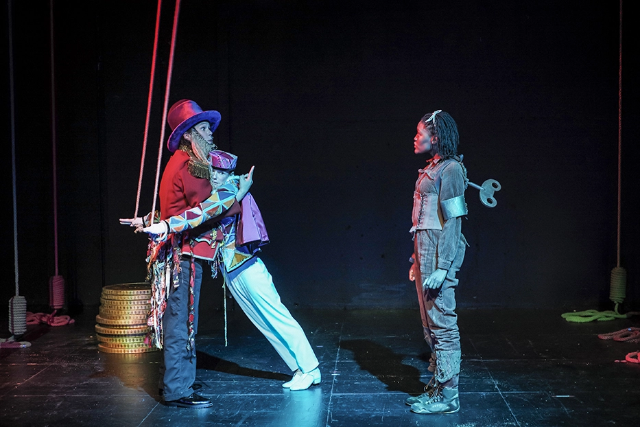 Comedie Française Pinocchio créature 3 ©Vincent Pontet